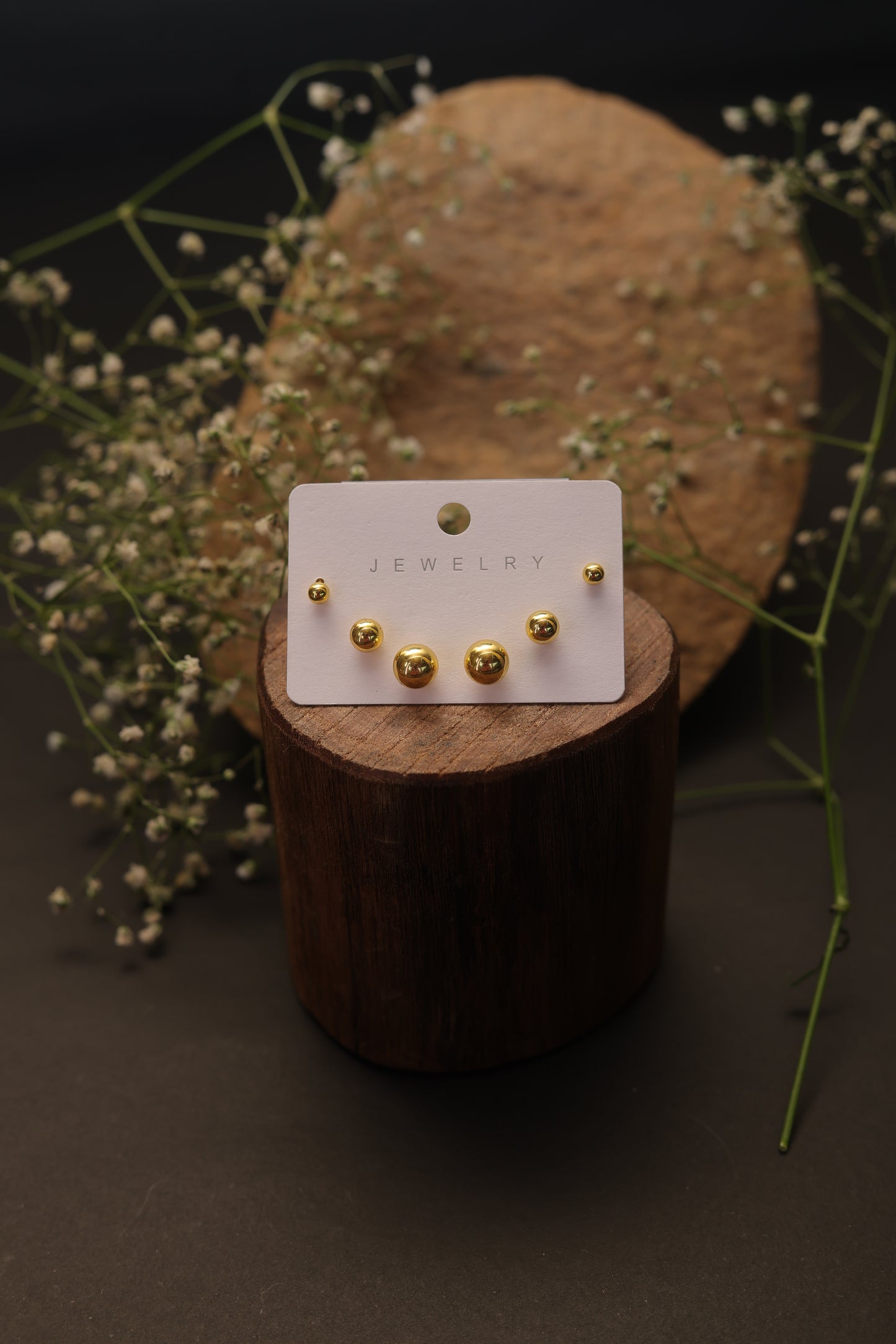 Golden Classic Stud Set