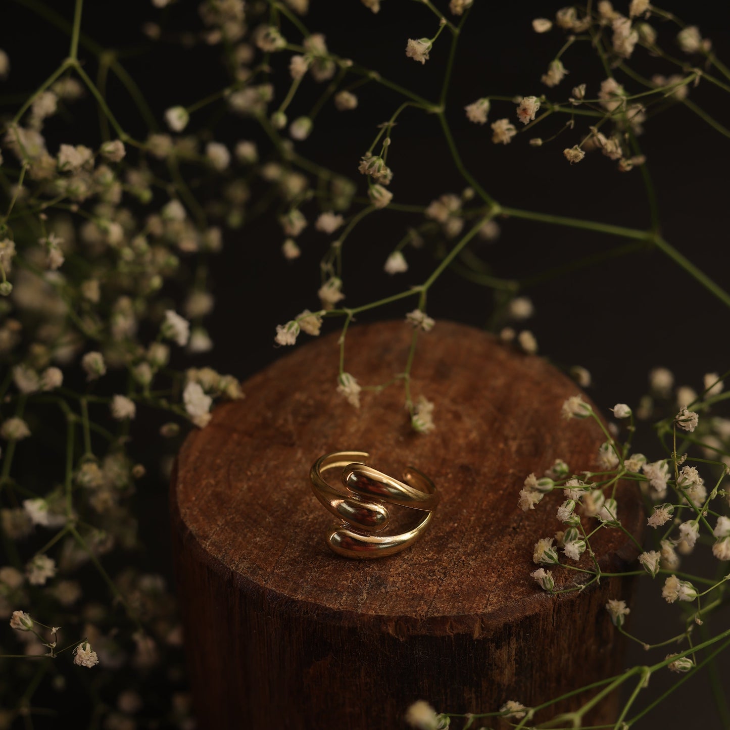 Aurora Twist Ring