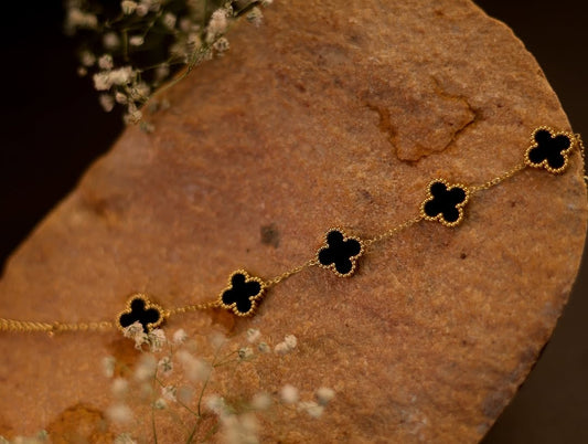 Noir Clover Bracelet - The Reversible Charm