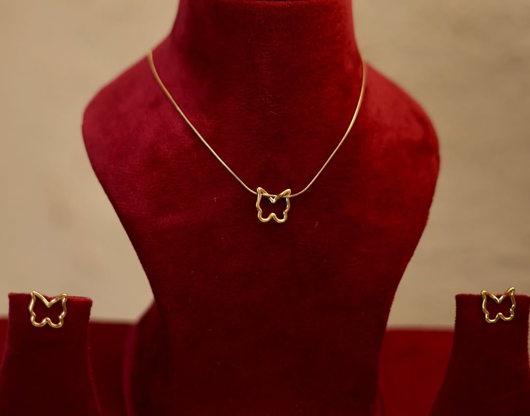 Golden Butterfly Necklace Set