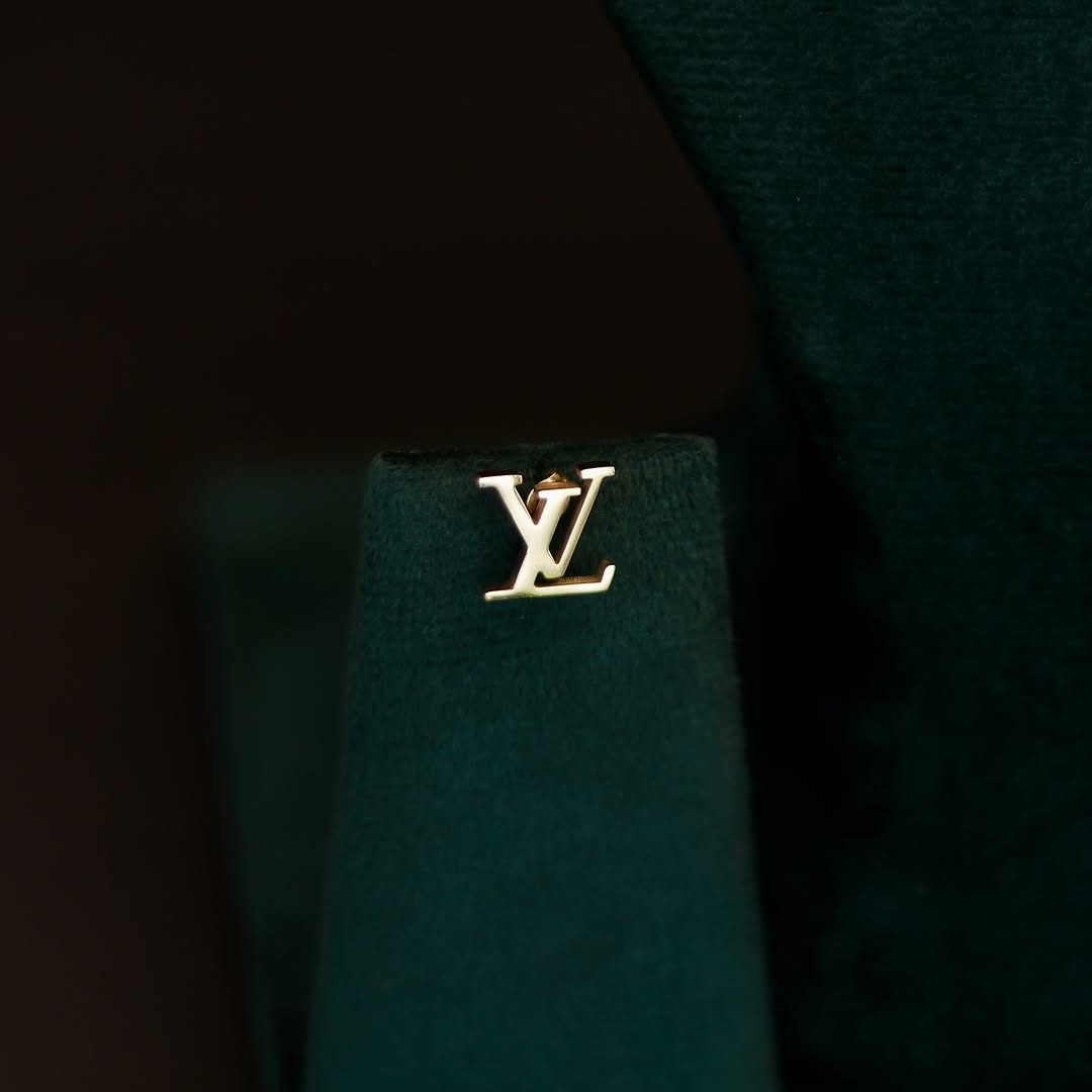 𝗟𝘂𝘅𝘂𝗿𝘆 𝗜𝗻𝗶𝘁𝗶𝗮𝗹𝘀 𝗦𝗲𝘁